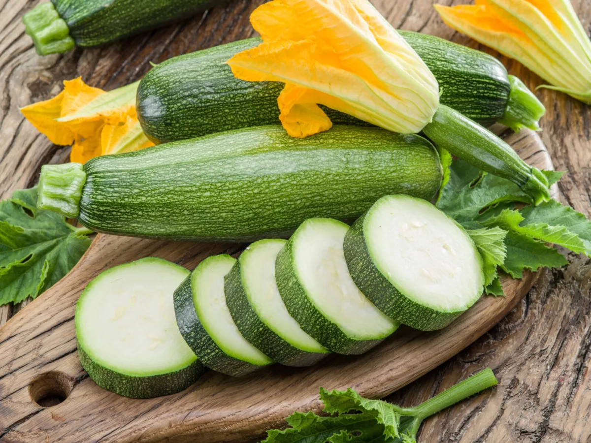 Why courgettes sometimes taste bitter and when you should not even sample them