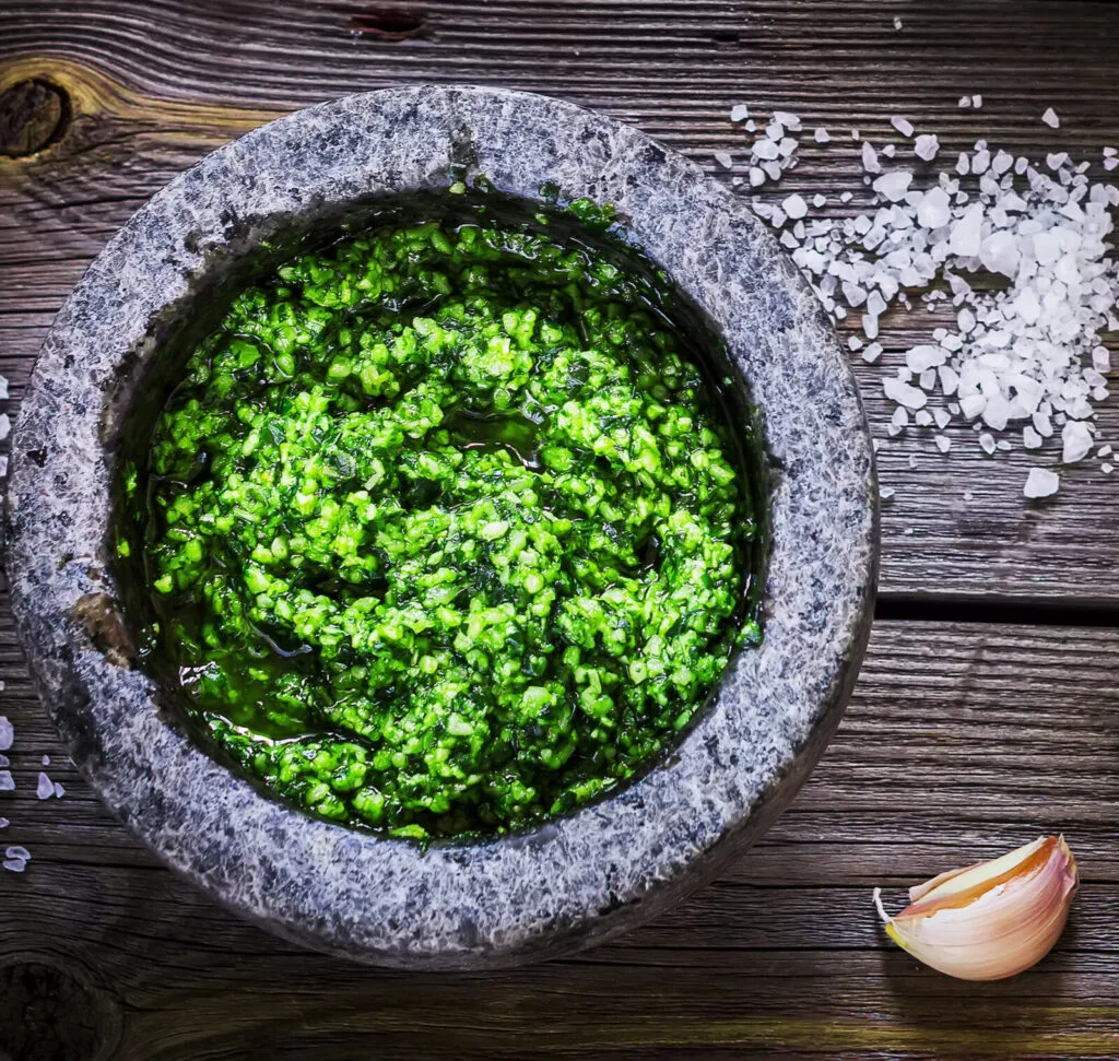 Lovage pesto / Photo: Depositphotos