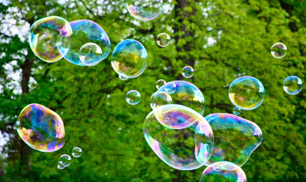 Soap bubbles / Photo: Depositphotos