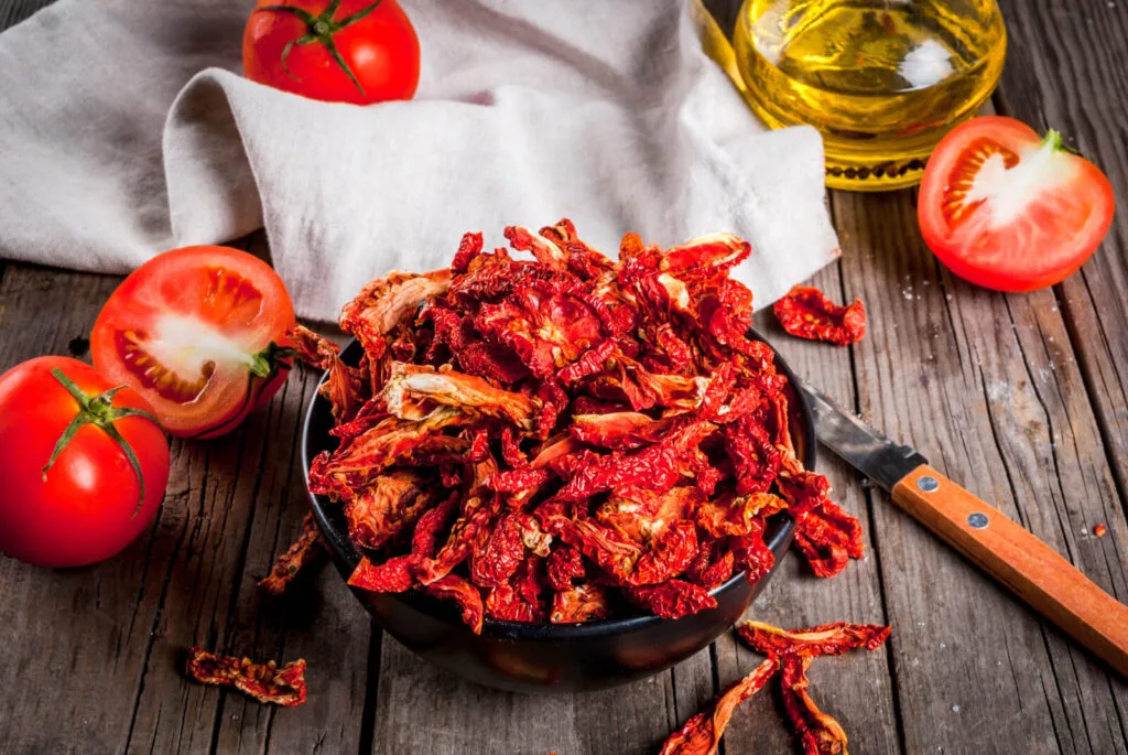 Chips de tomate / Foto: Depositphotos
